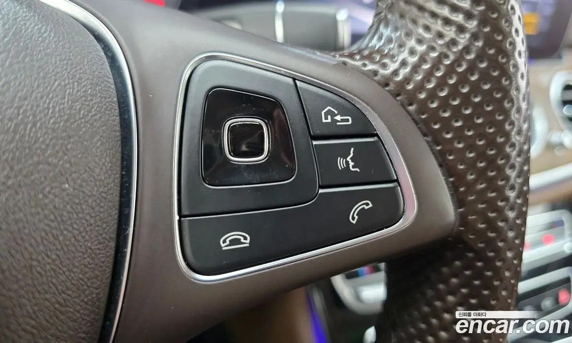 Mercedes-Benz E-Class 2017 2.0 автомат (гидро), фото 17