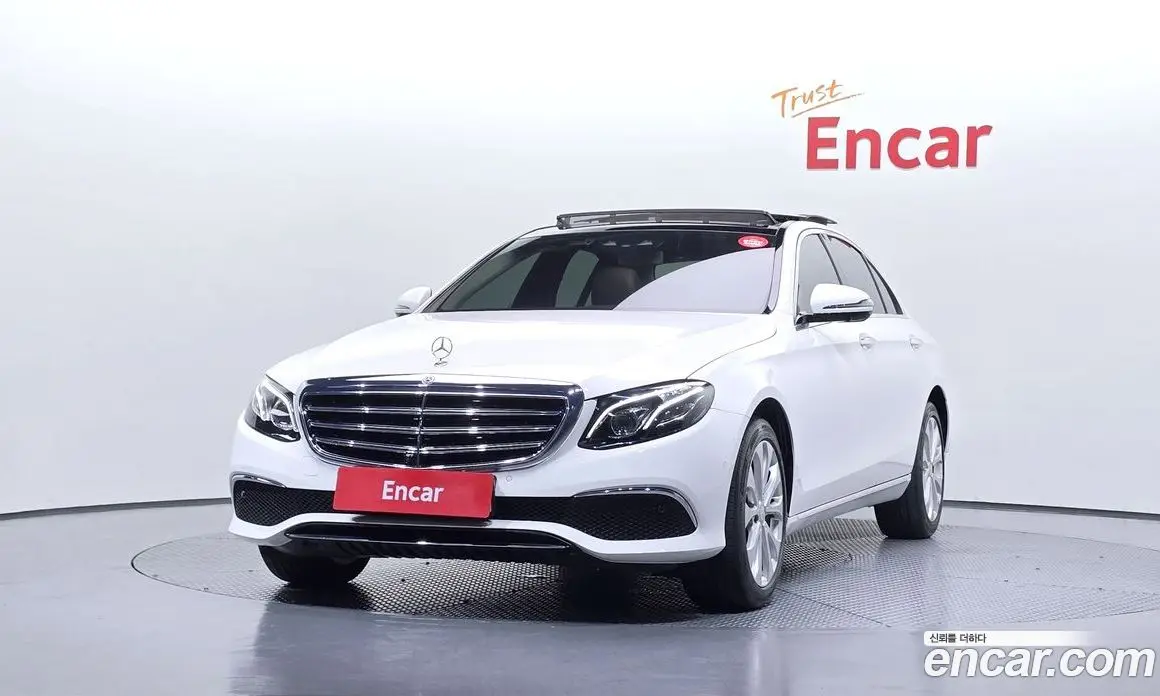 Mercedes-Benz E-Class 2017 2.0 автомат (гидро), фото 3
