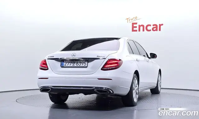 Mercedes-Benz E-Class 2017 2.0 автомат (гидро), миниатюра 4