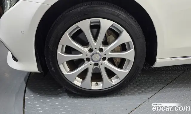 Mercedes-Benz E-Class 2017 2.0 автомат (гидро), миниатюра 5