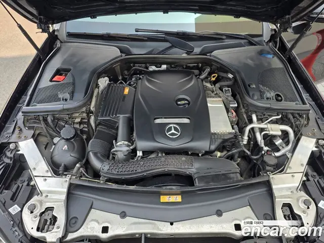 Mercedes-Benz E-Class 2020 2.0 автомат (гидро), миниатюра 11