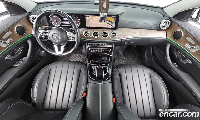 Mercedes-Benz E-Class 2020 1.9 автомат (гидро), миниатюра 10