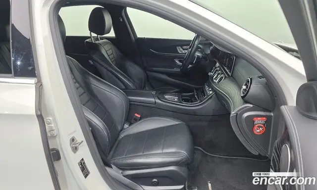 Mercedes-Benz E-Class 2021 1.9 автомат (гидро), миниатюра 11