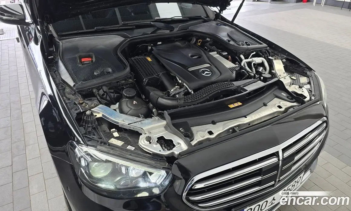 Mercedes-Benz E-Class 2021 2.0 автомат (гидро), фото 6