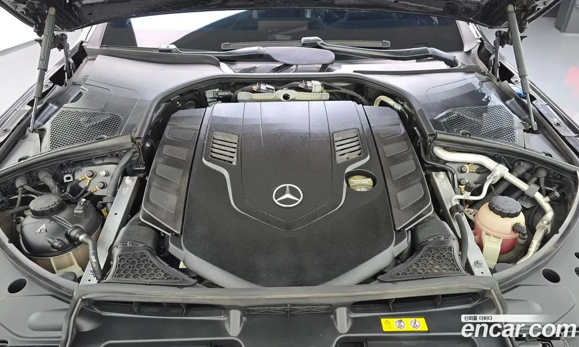 Mercedes-Benz S-Class 2022 4.0 автомат (гидро), фото 6
