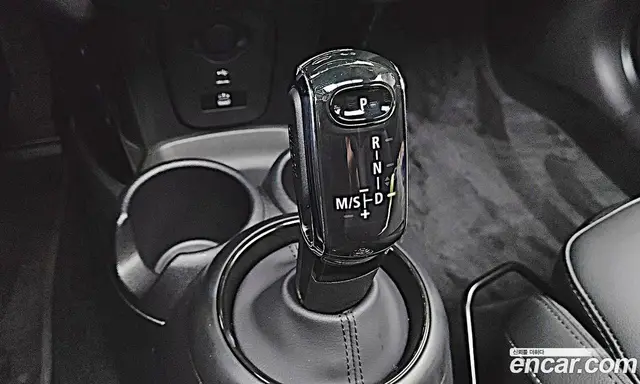 Mini Cooper 2024 1.5 автомат (гидро), миниатюра 11