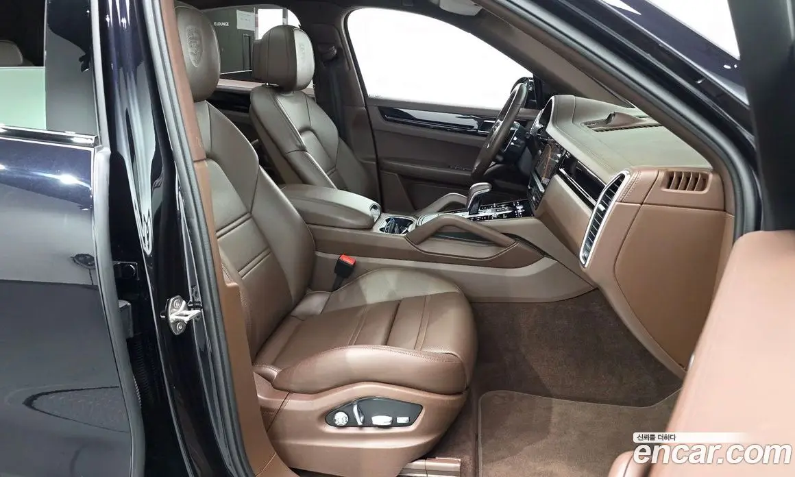 Porsche Cayenne 2021 3.0 автомат (гидро), фото 10 Porsche Cayenne 2021 3.0 автомат (гидро), фото 10