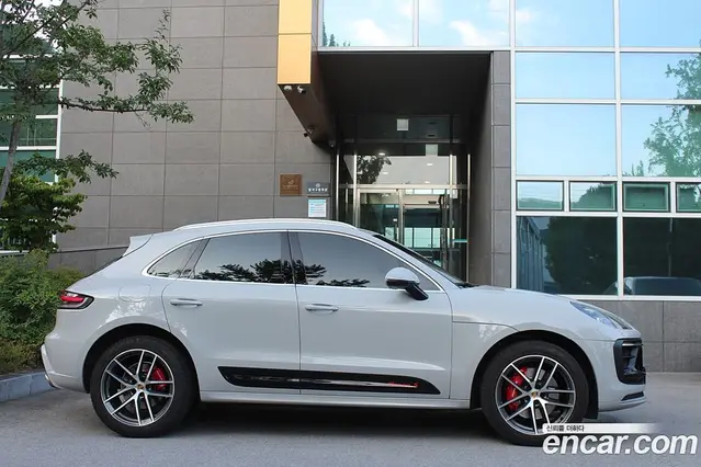 Porsche Macan 2022 2.9 автомат (гидро), миниатюра 3