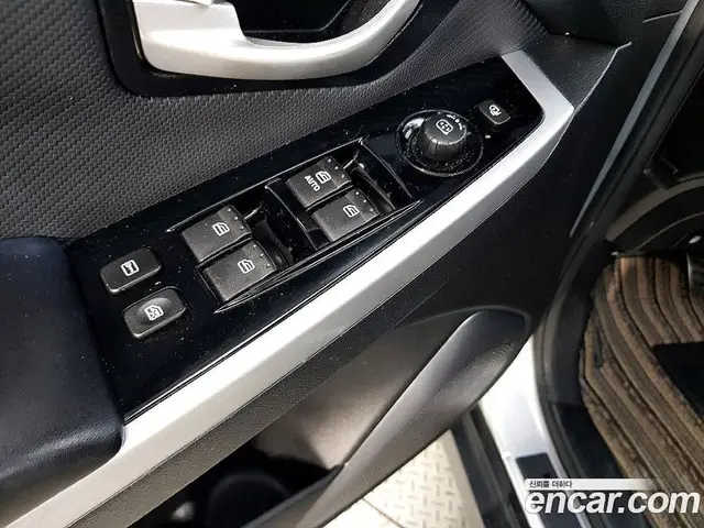 SsangYong Korando 2018 2.2 автомат (гидро), миниатюра 12