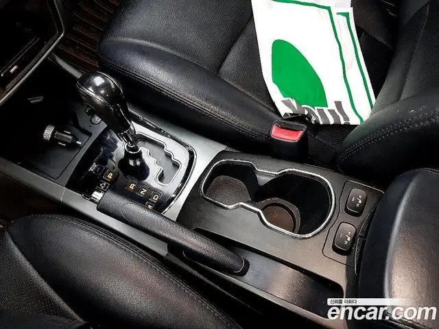 SsangYong Korando 2018 2.2 автомат (гидро), миниатюра 9