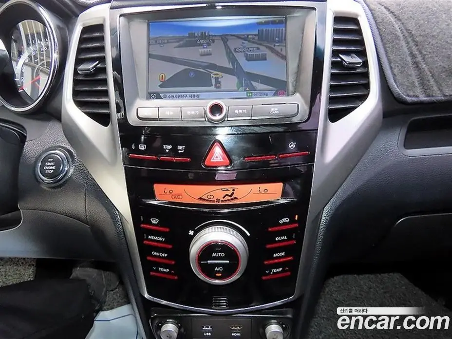 SsangYong TIBOLI 2015 1.6 автомат (гидро), фото 14