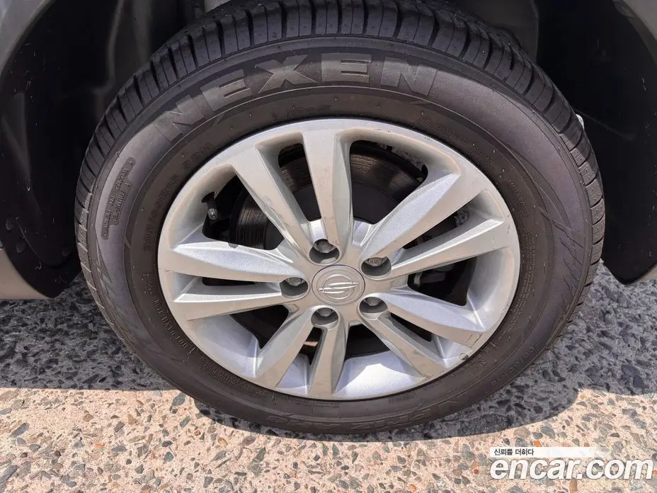SsangYong TIBOLI 2015 1.6 автомат (гидро), фото 17
