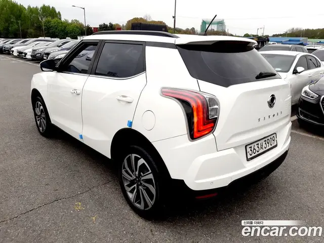 SsangYong TIBOLI 2019 1.5 автомат (гидро), миниатюра 4