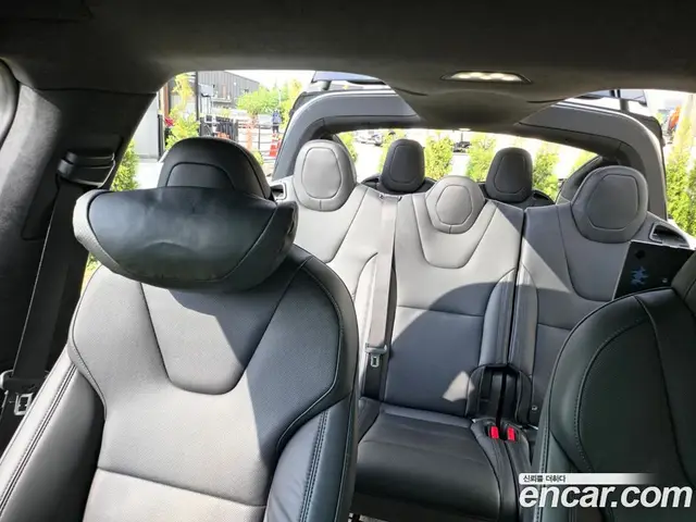 Tesla Model X 2023 автомат (гидро), миниатюра 11