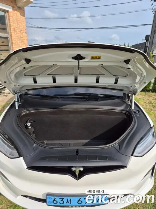 Tesla Model X 2023 автомат (гидро), фото 16