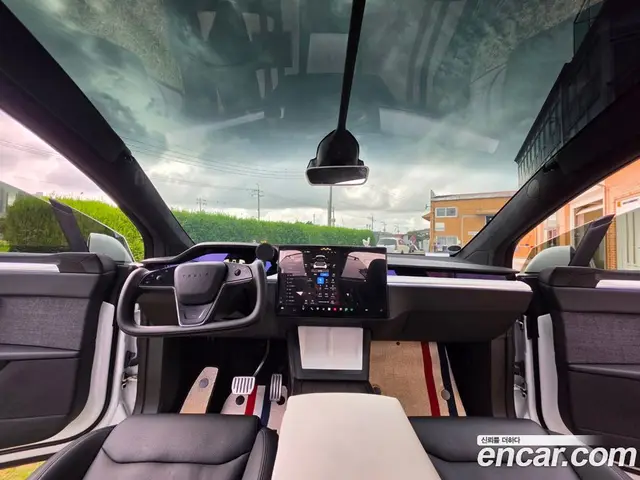 Tesla Model X 2023 автомат (гидро), миниатюра 5