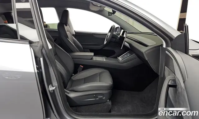 Tesla Model Y 2025 0.2 автомат (гидро), миниатюра 11