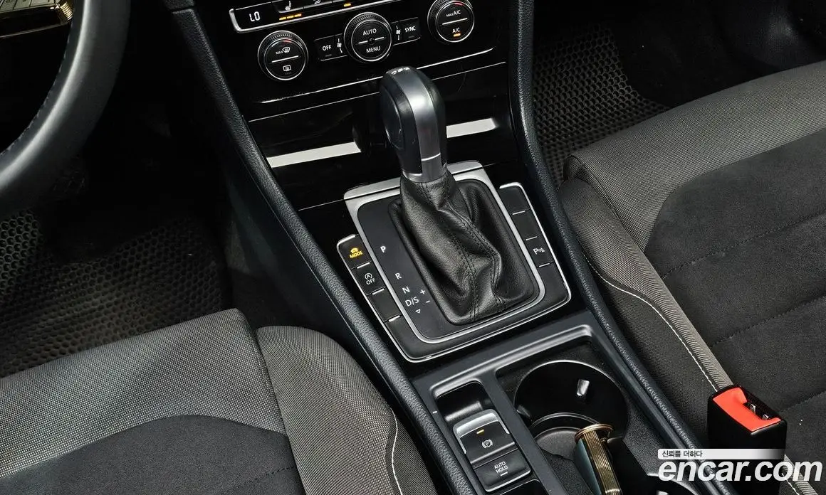 Volkswagen Golf 2015 2.0 автомат (гидро), фото 9