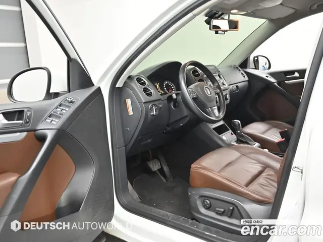 Volkswagen Tiguan 2015 2.0 автомат (гидро), миниатюра 11