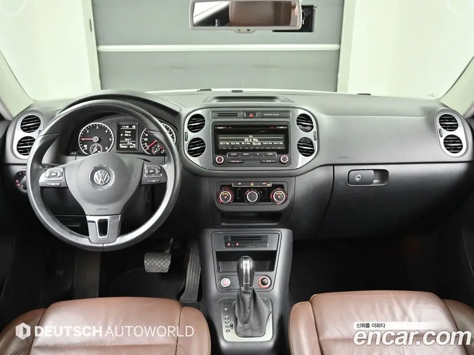Volkswagen Tiguan 2015 2.0 автомат (гидро), фото 7