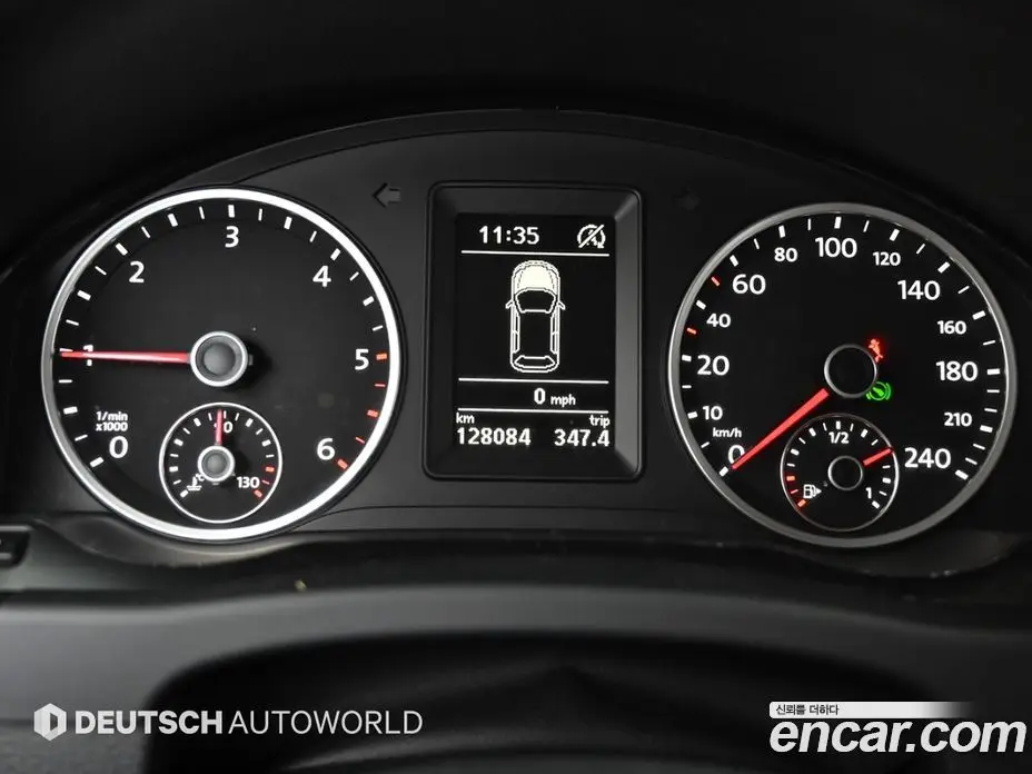 Volkswagen Tiguan 2015 2.0 автомат (гидро), фото 8
