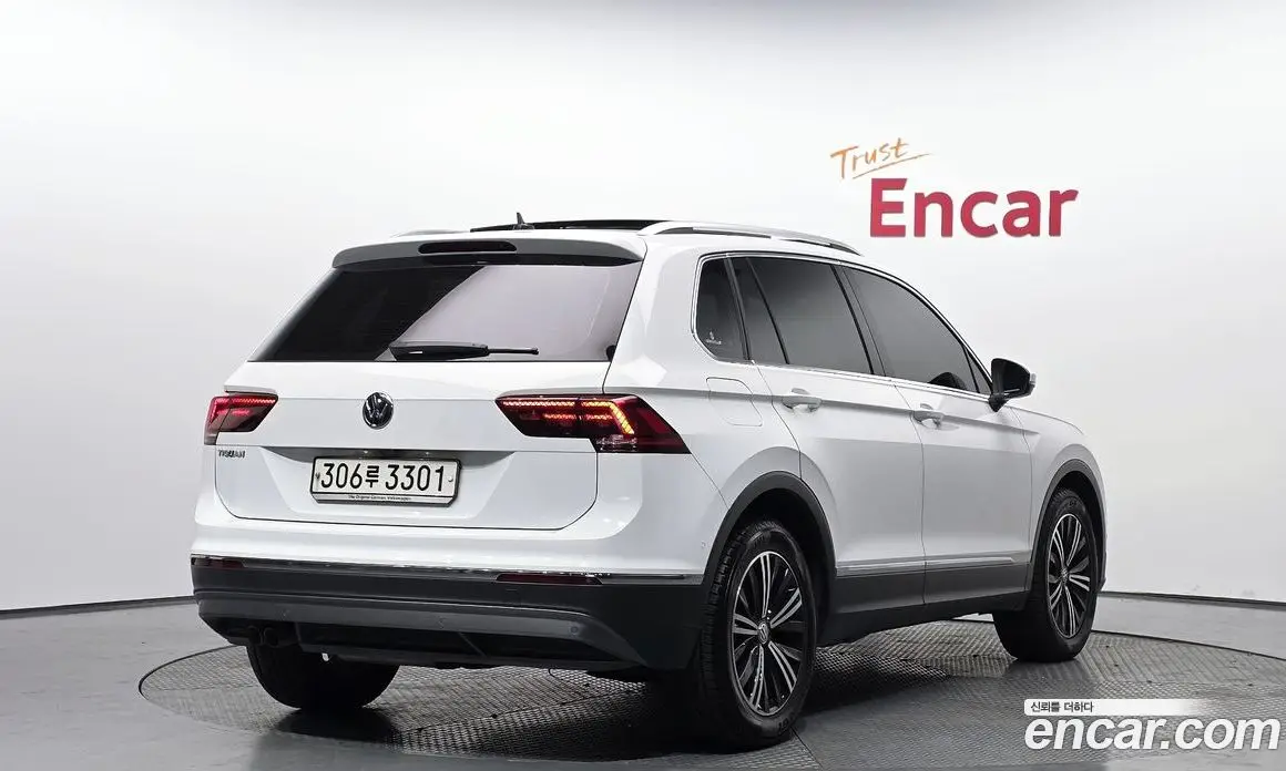 Volkswagen Tiguan 2020 2.0 автомат (гидро), фото 2 Volkswagen Tiguan 2020 2.0 автомат (гидро), фото 2
