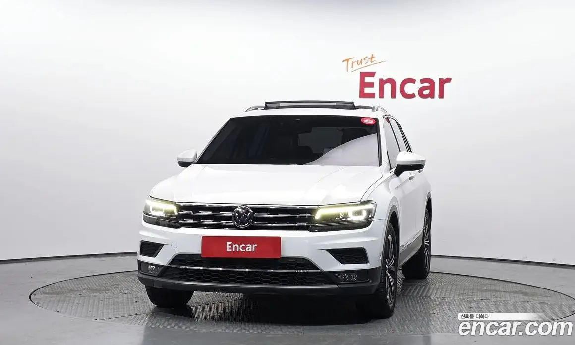 Volkswagen Tiguan 2020 2.0 автомат (гидро), фото 3 Volkswagen Tiguan 2020 2.0 автомат (гидро), фото 3