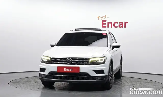Volkswagen Tiguan 2020 2.0 автомат (гидро), миниатюра 3 Volkswagen Tiguan 2020 2.0 автомат (гидро), миниатюра 3