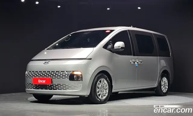 Hyundai Staria, 2023, 2 283 км