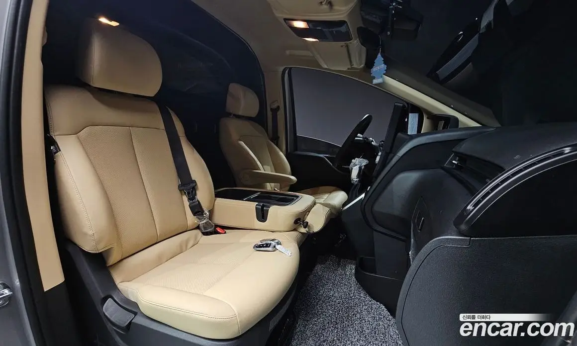 Hyundai Staria 2023 2.2 автомат (гидро), фото 10 Hyundai Staria 2023 2.2 автомат (гидро), фото 10