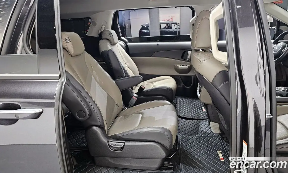 Kia Carnival 2024 2.2 автомат (гидро), фото 11 Kia Carnival 2024 2.2 автомат (гидро), фото 11