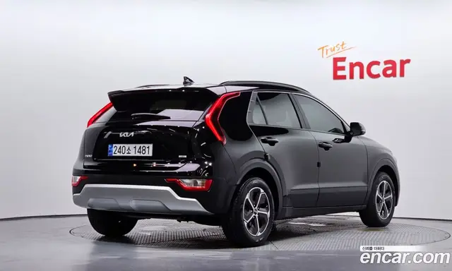 Kia Niro 2022 1.6 автомат (гидро), миниатюра 2