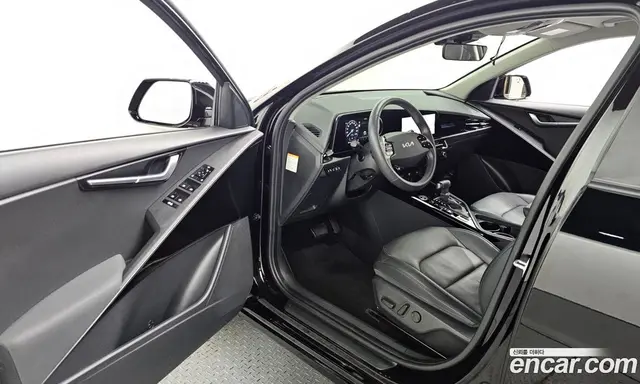 Kia Niro 2022 1.6 автомат (гидро), миниатюра 10