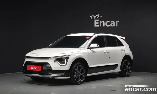 Kia Niro, 2024, 6 642 км