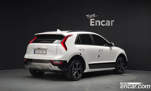 Kia Niro 2024 1.6 автомат (гидро), миниатюра 2