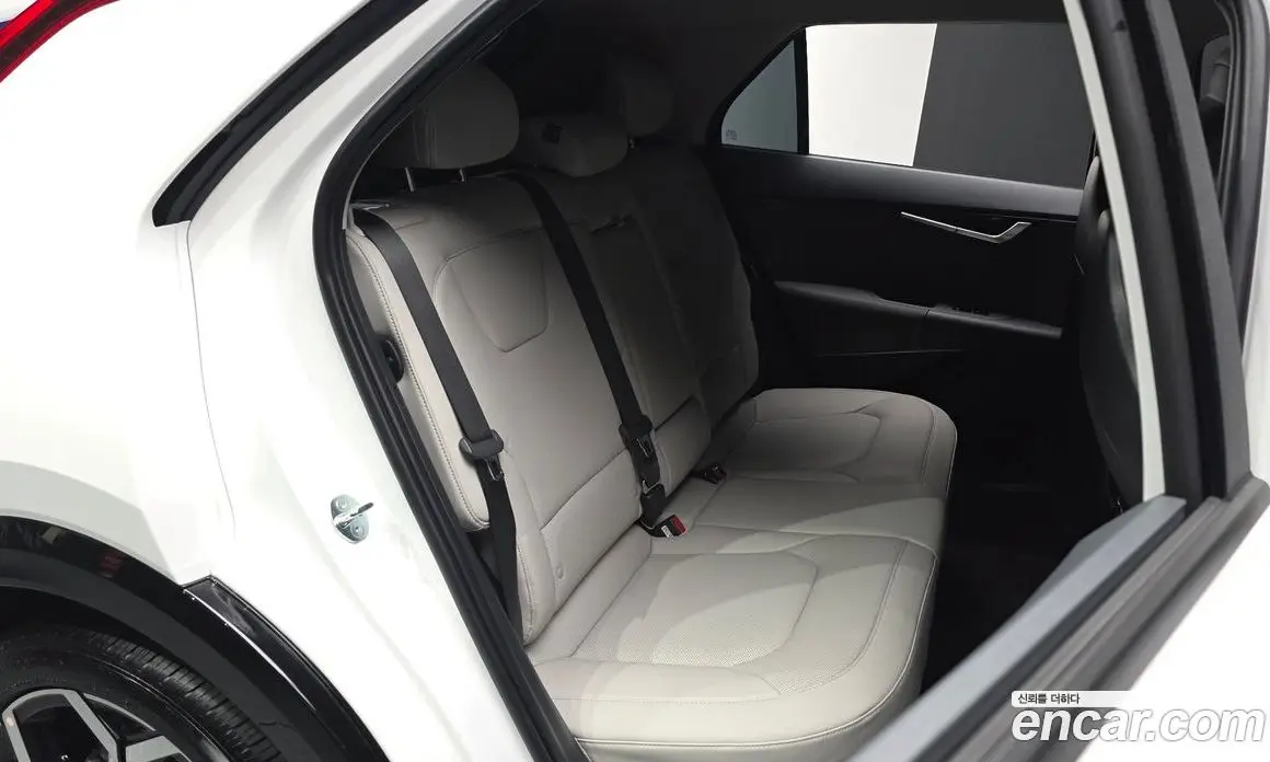Kia Niro 2024 1.6 автомат (гидро), фото 11