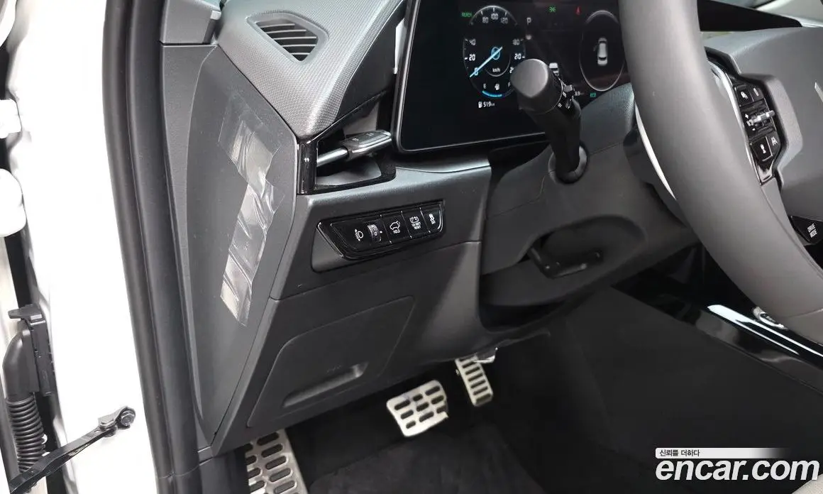 Kia Niro 2024 1.6 автомат (гидро), фото 13