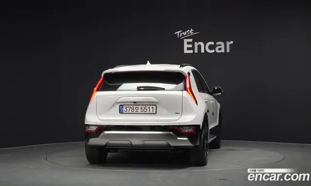 Kia Niro 2024 1.6 автомат (гидро), миниатюра 4