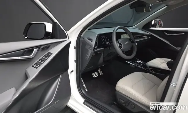 Kia Niro 2024 1.6 автомат (гидро), миниатюра 10