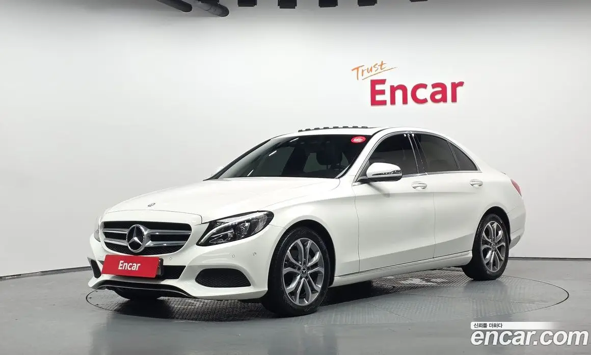 Mercedes-Benz C-Class 2017 2.0 автомат (гидро), фото 1 Mercedes-Benz C-Class 2017 2.0 автомат (гидро), фото 1