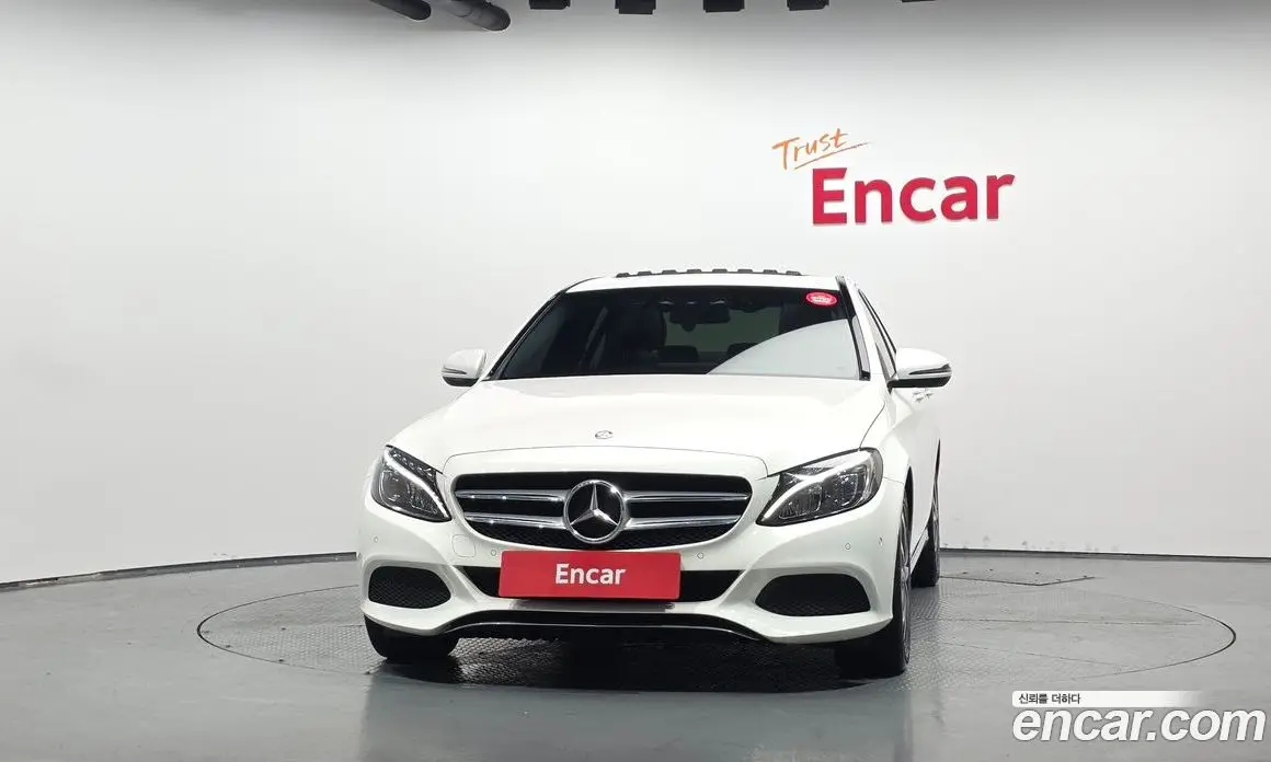 Mercedes-Benz C-Class 2017 2.0 автомат (гидро), фото 3 Mercedes-Benz C-Class 2017 2.0 автомат (гидро), фото 3