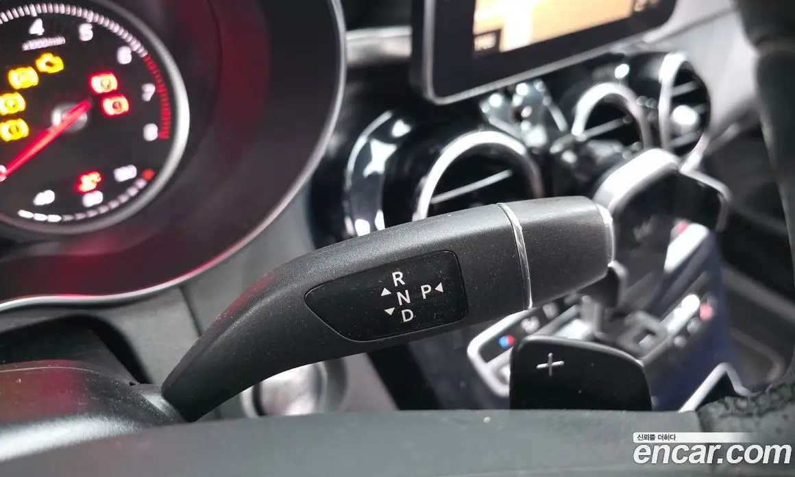 Mercedes-Benz C-Class 2017 2.0 автомат (гидро), фото 9 Mercedes-Benz C-Class 2017 2.0 автомат (гидро), фото 9