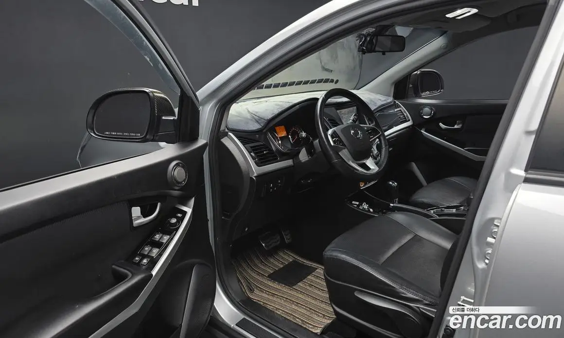 SsangYong Korando 2018 2.2 автомат (гидро), фото 10