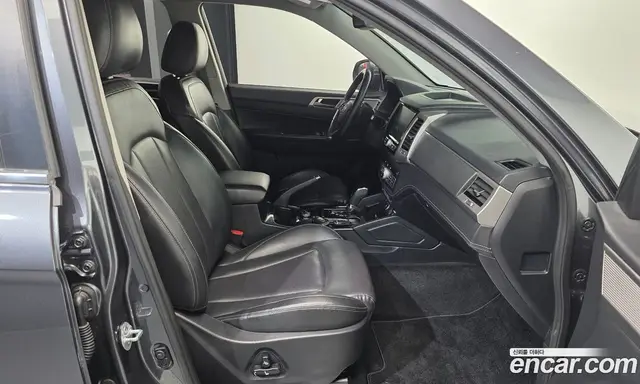 SsangYong Rexton 2018 2.2 автомат (гидро), миниатюра 11 SsangYong Rexton 2018 2.2 автомат (гидро), миниатюра 11