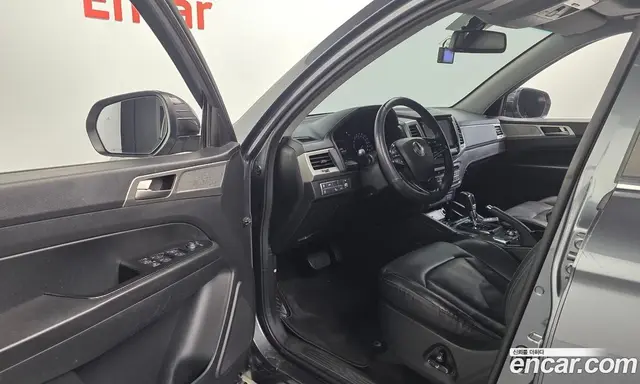 SsangYong Rexton 2018 2.2 автомат (гидро), миниатюра 10 SsangYong Rexton 2018 2.2 автомат (гидро), миниатюра 10