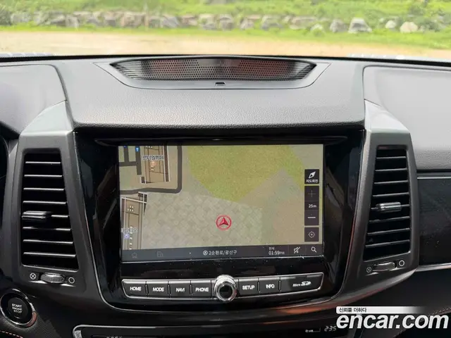 SsangYong Rexton 2022 2.2 автомат (гидро), миниатюра 9