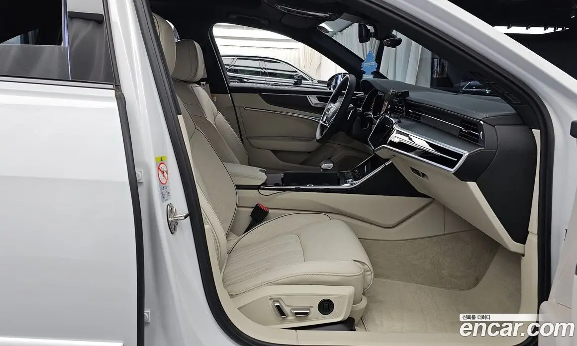 Audi A6 2025 2.0 автомат (гидро), фото 11