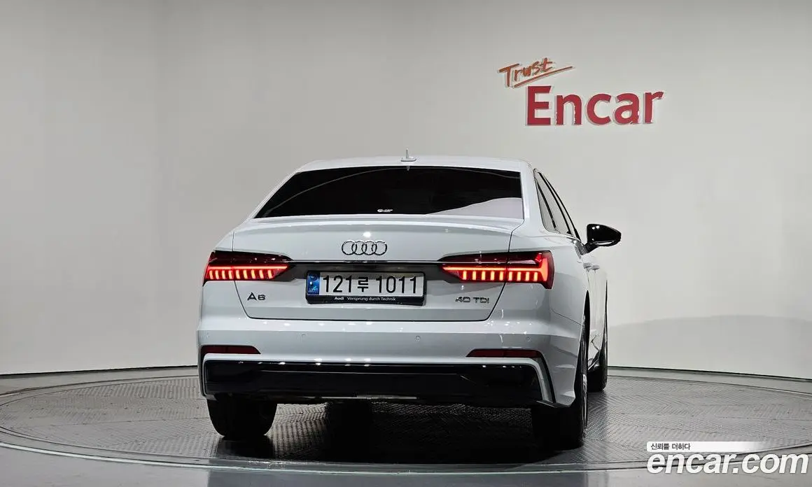 Audi A6 2025 2.0 автомат (гидро), фото 4