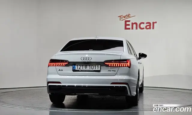 Audi A6 2025 2.0 автомат (гидро), миниатюра 4