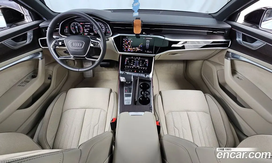 Audi A6 2025 2.0 автомат (гидро), фото 7